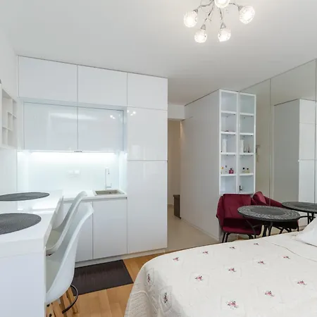 דירה Teny With Balcony And Private Parking זאדאר