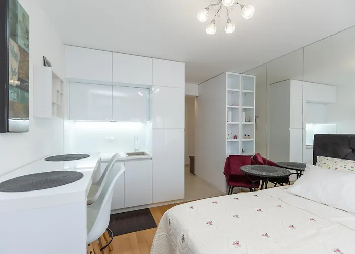 Apartamento Teny With Balcony And Private Parking Zadar